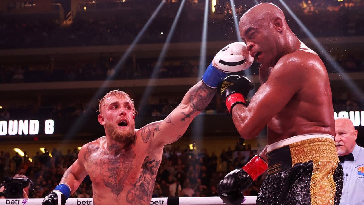 “Ndjehem sikur po jetoj në një film”, Jake Paul mund Anderson Silva në boks
