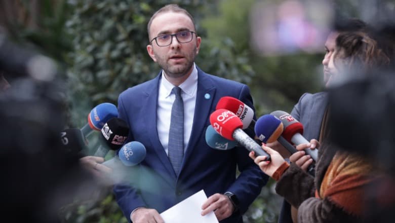 Negociatat me Berishën/ Zbardhen 6 propozimet e Bardhit për grupin e Berishës