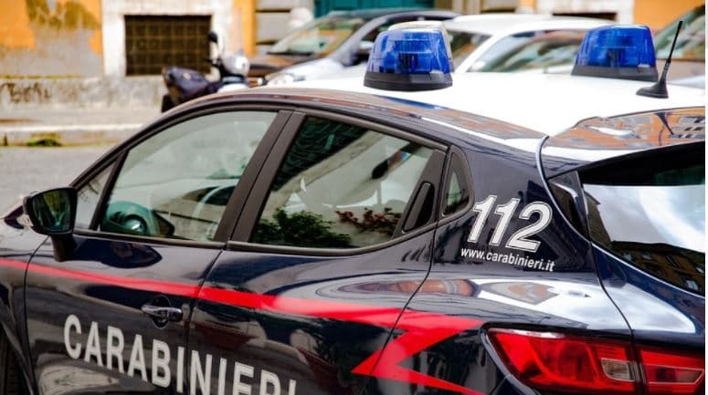 Tragjike në Itali/ Shqpitari bie nga çatia teksa punonte, ndërron jetë