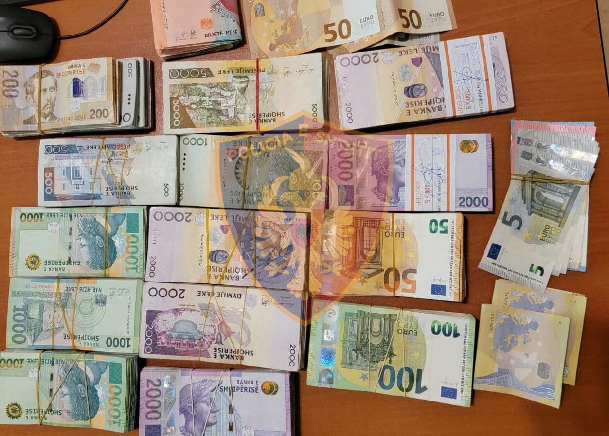 Fshihte të ardhurat, arrestohet kambisti pa licencë në Durrës