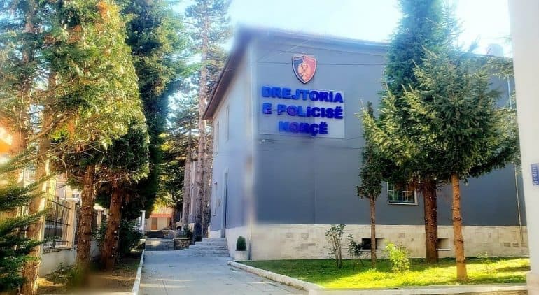 Goditi gruan/ Policia arreston 47-vjeçarin në Korçë
