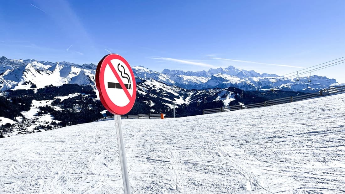 Resorti francez i skive, i pari në Evropë që ndalon duhanin