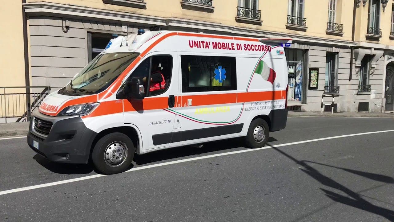 E rëndë në itali, 66-vjeçari shqiptar humb jetën pasi bie nga skela