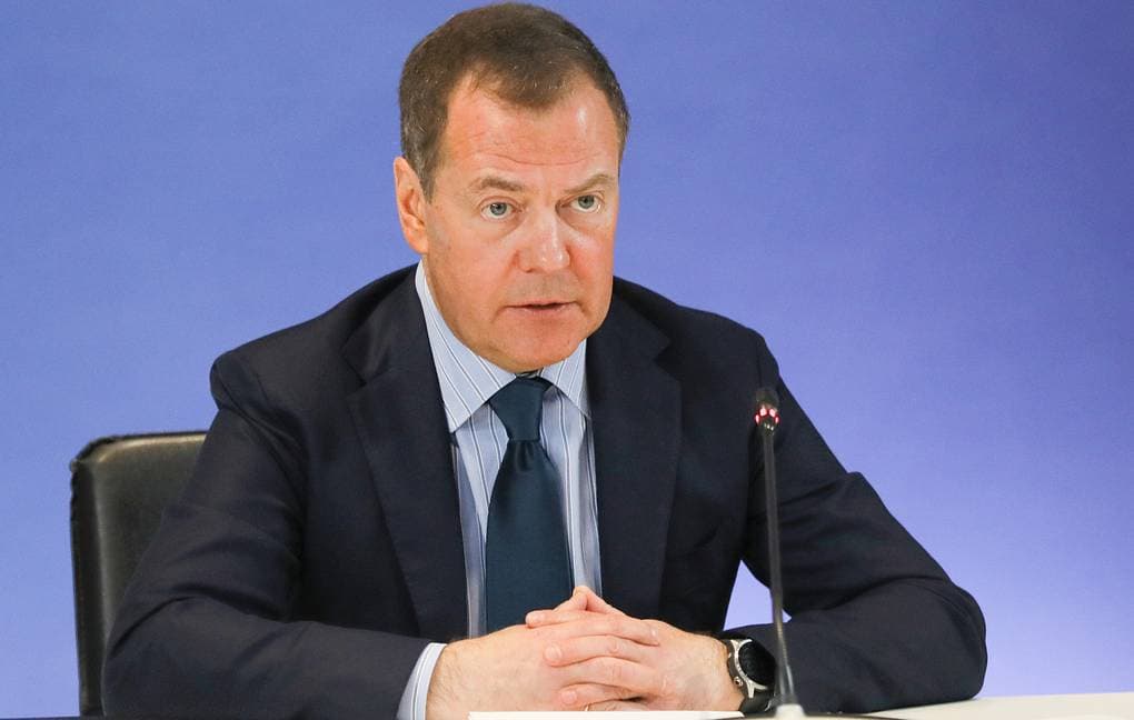 Medvedev: Rusët që duan humbjen e Rusisë, të konsiderohen armiq të shtetit