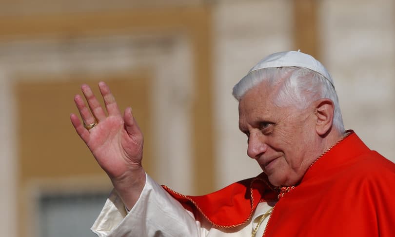 Ndahet nga jeta Papa Benedikti XVI