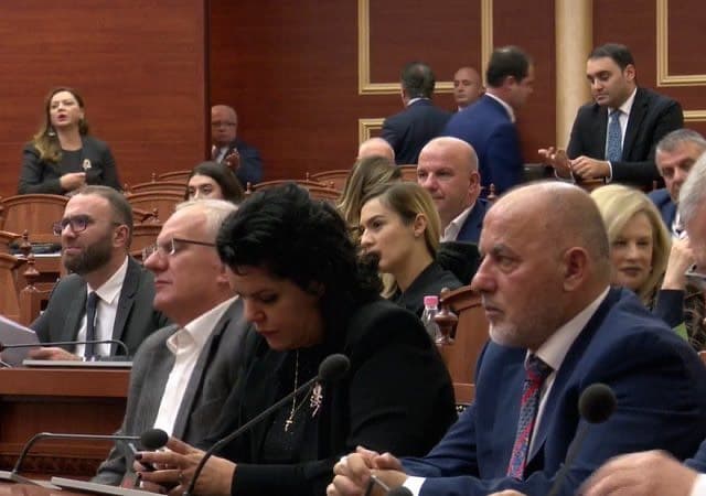 Petrit Doda regjistrohet si deputet i pavarur në Kuvend dhe jo në GP të PD-së