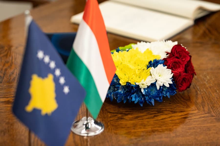 Hungaria pro Beogradit, kundër aplikimit të Kosovës për në BE