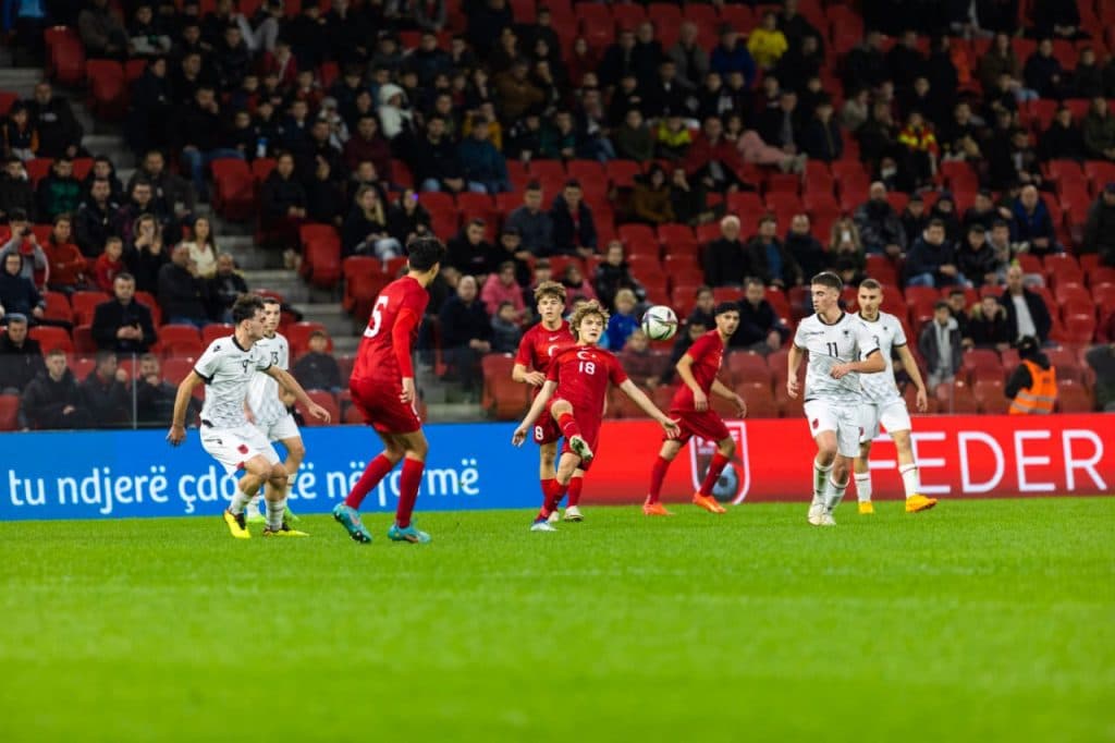 Miqësorja me Turqinë, Shqipëria U-17 humb testin e parë në “Air Albania”