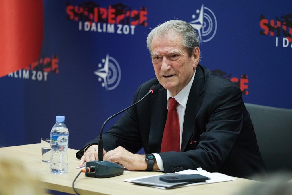 “Rezistencë të fuqishme në parlament”/ Berisha: Rama të ikë! SPAK i implikuar në çështjen McGonigal (VIDEO)
