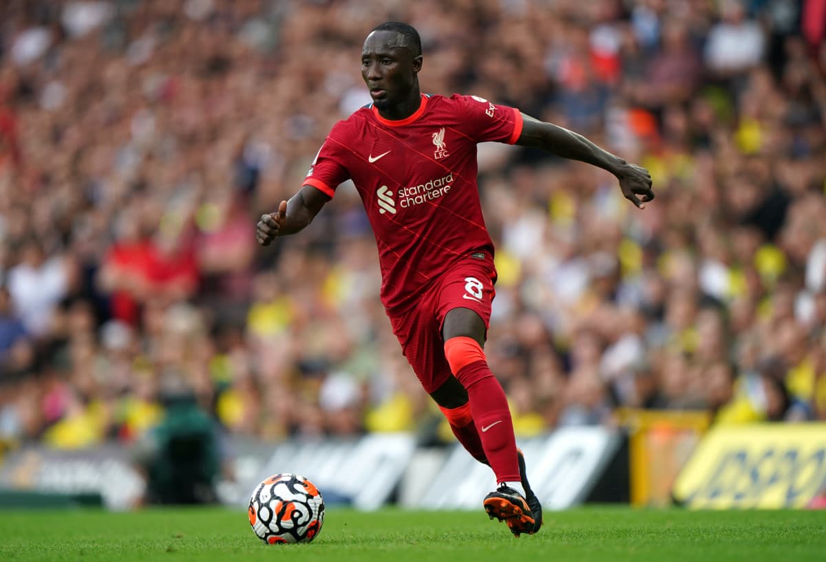 Do të largohet nga Liverpool, mesfushori drejt transferimit te Milani