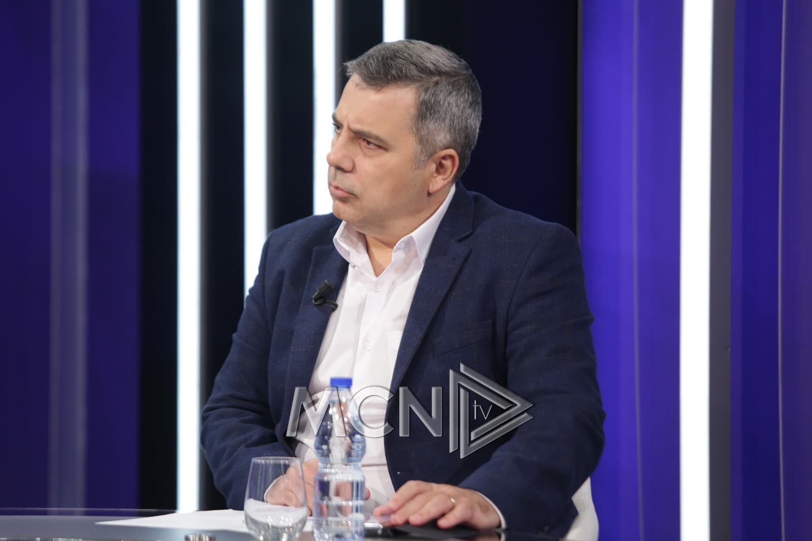 “Pse s’del një brez i ri të thotë mjaft me politikën që varfëron?”, Abilekaj: 3 partitë kryesore rrezikojnë ekzistencën