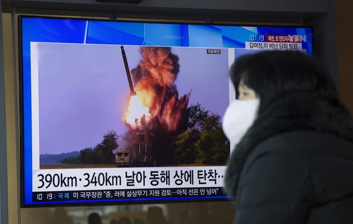 Koreja e Veriut lëshon dy raketa të tjera balistike, mblidhet Këshilli i Sigurisë së OKB