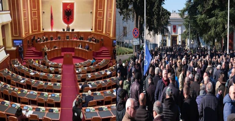 Kuvend/ PD kërkon mocion me debat për çështjen McGonigal, protestë jashtë parlamentit