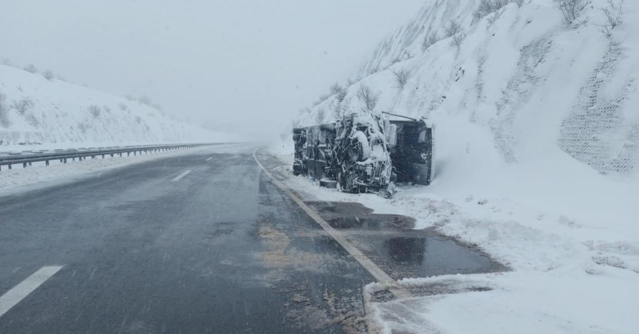 Foto/ Aksidentohet autobusi shqiptar në Kroaci, një i vdekur dhe disa të plagosur