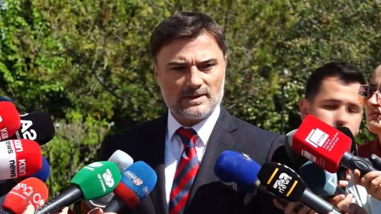 Alibeaj njofton KQZ: Basha është dorëhequr, dokumentacioni i paraqitur për zgjedhjet është i plotë