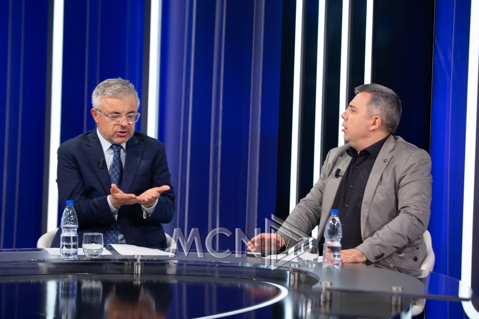 Sejamini: Sektori i mediave është i kalbur, por qeverisë ashtu i intereson