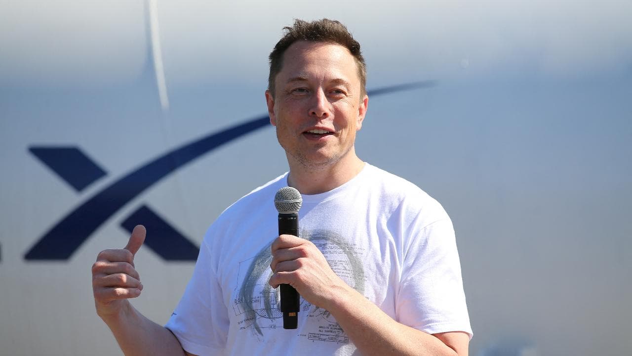 Elon Musk jo më në krye të listës vjetore të miliarderëve të Forbes