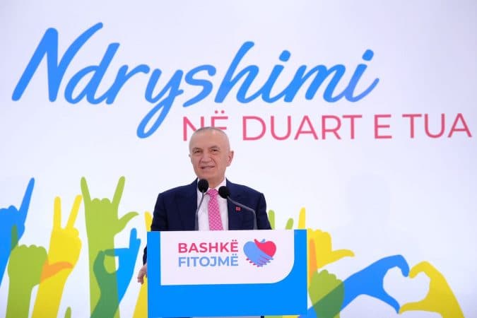 Prezantohen kandidatët në Sarandë e Konispol, Meta: Rilindja është sjellë si bandë kriminale