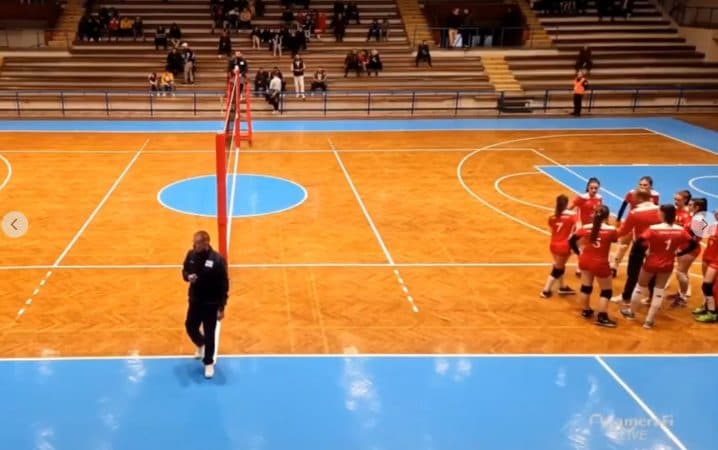 Goditi lojtaret e tij, FSHV pezullon trajnerin korçar dhe i heq licencën