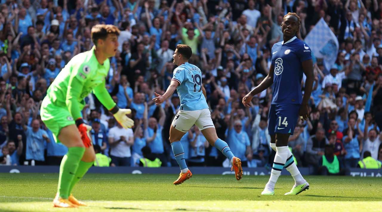 Mjafton goli i Alvarez ndaj Chelsea, Manchester City triumfon minimalisht