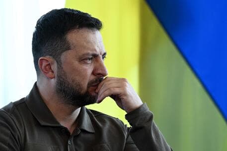 Zelensky viziton trupat në Donetsk: Po rrisim ndjeshëm potencialin e marinsave