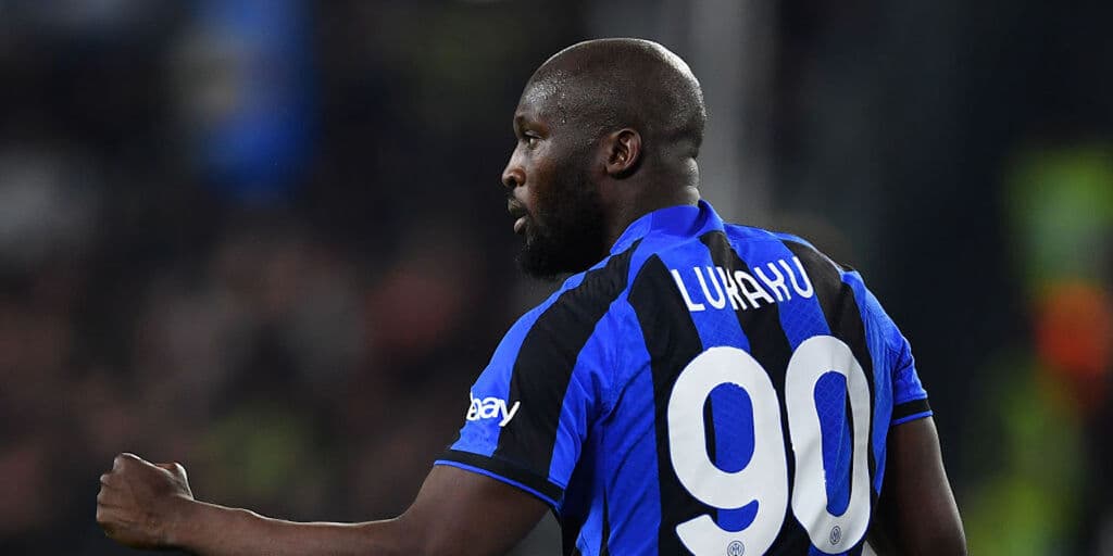 Juventus ofron Vlahovic për Lukakun