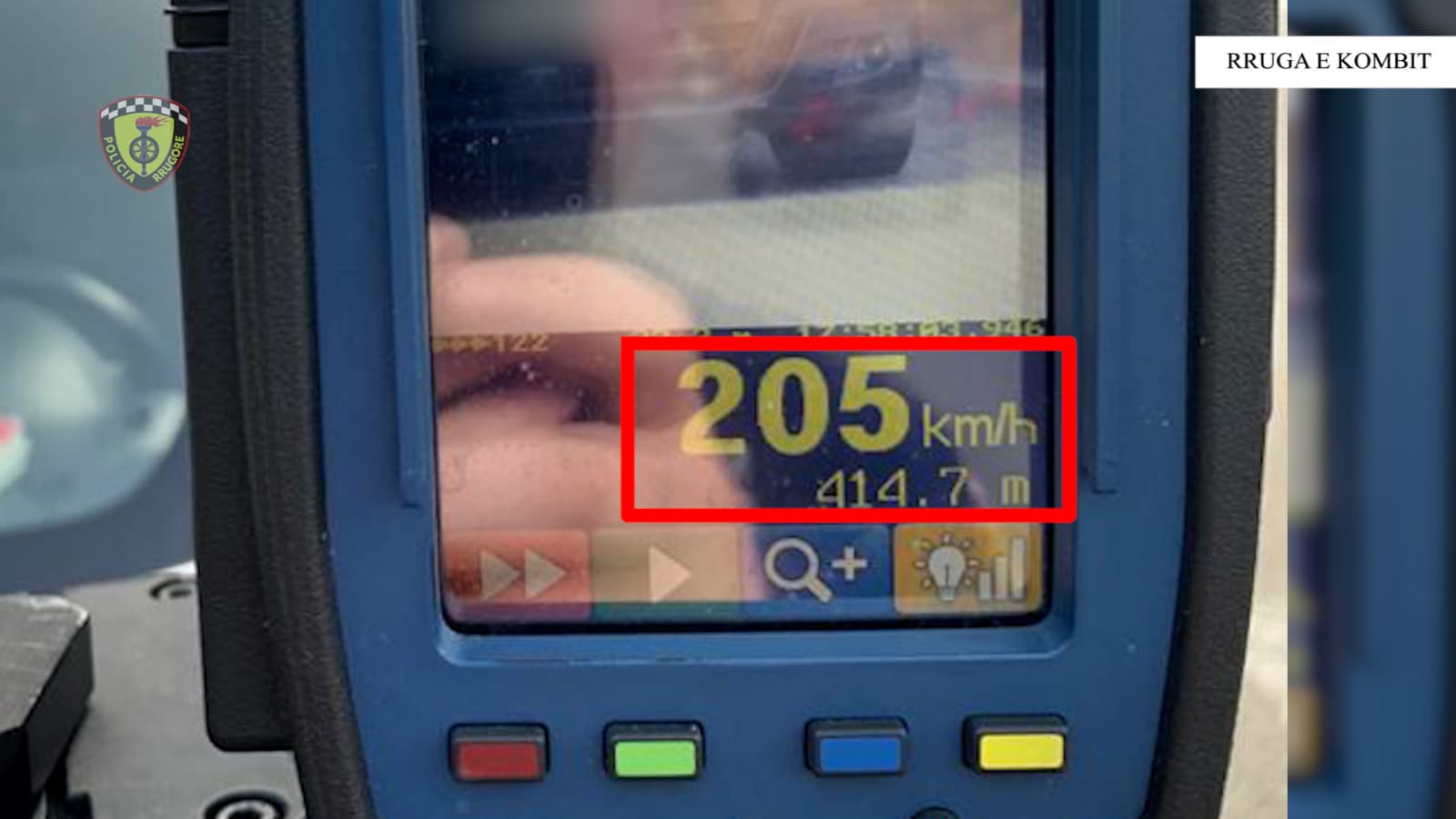 Me 205 km/orë, në Rrugën e Kombit, gjobitet drejtuesi i “Audi A8”