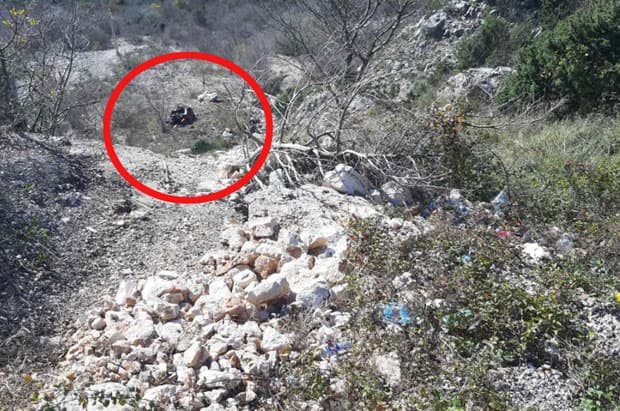 Tropojë/ Makina bie në humnerë, plagoset rëndë shoferi