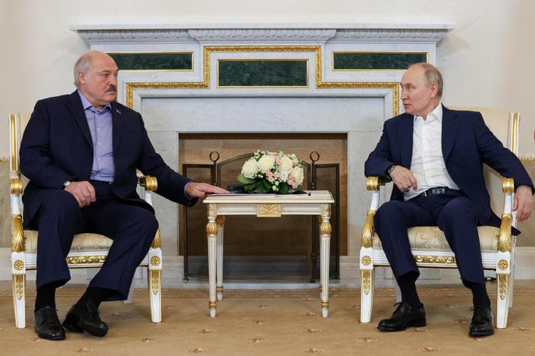 Lukashenko, Putinit: Wagner do të marshojë në Varshavë