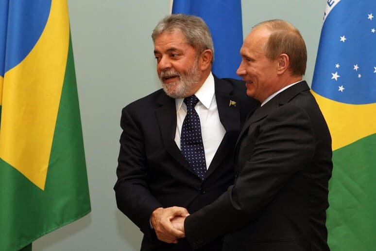 Samiti i BRICS/ Lula: Do doja të diskutoja me Putinin për paqen