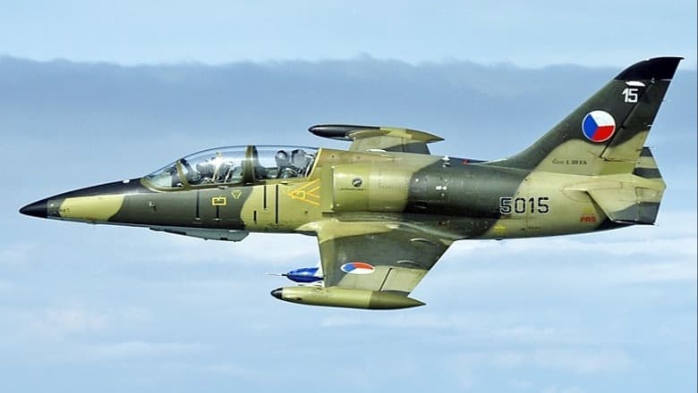 Përplasen në fluturim dy avionë trajnimi, humbin jetën 3 pilotë ukrainas