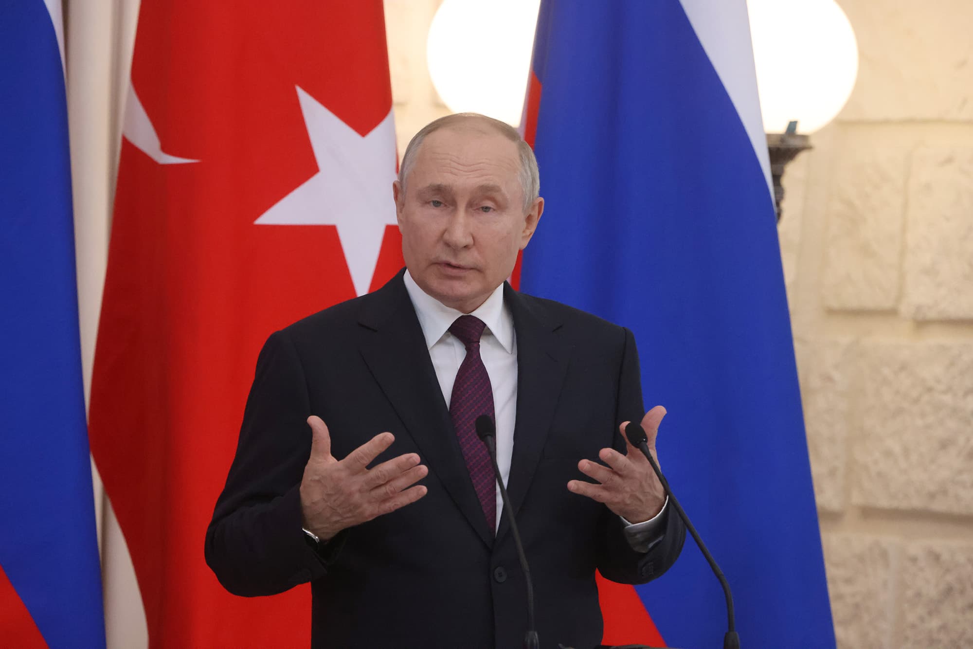 Putin: Rusia nuk i ka refuzuar kurrë negociatat për t’i dhënë fund luftës