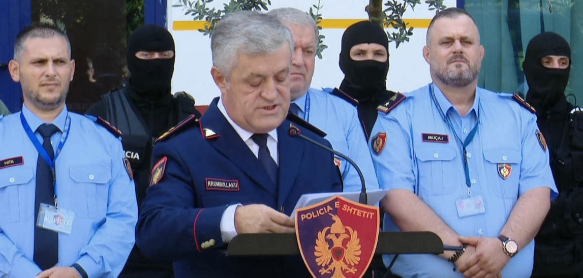 “Janë goditur 23 grupe kriminale”, Rrumbullaku jep detaje nga megaoperacioni me 233 të arrestuar (VIDEO)