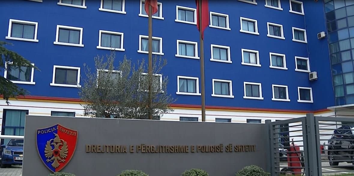 Hoqi një makinë nga sistemi “Alert”, përjashtohet nga Policia e Shtetit inspektorja 29-vjeçare