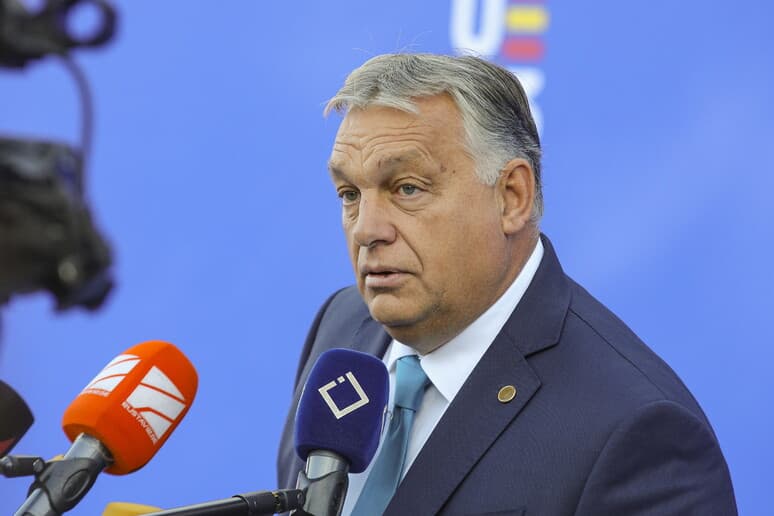 Orban: Polonia dhe Hungaria të “përdhunuar” ligjërisht nga BE për emigrantët