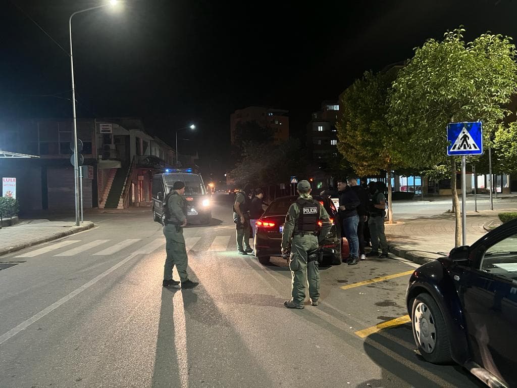 FNSH zbarkon në Rrëshen, ngjarjet kriminale shtojnë masat, kontrollohet çdo automjet