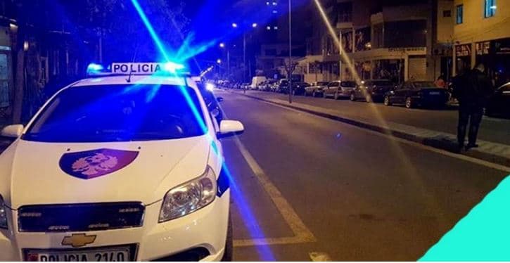 Plagoset 16-vjeçari në Fier, shpallet në kërkim autori