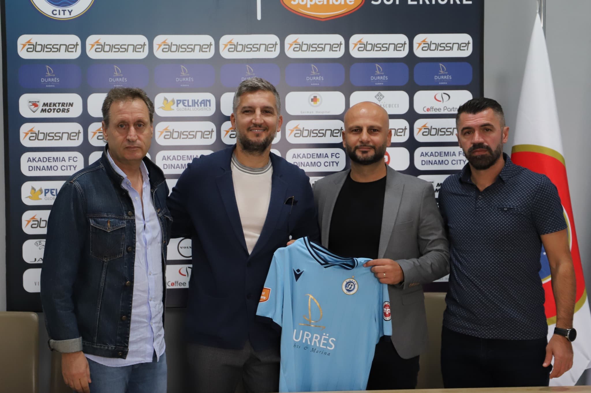 Zyrtare/ Dinamo City rikthen trajnerin Dritan Mehmeti, ndryshime në staf