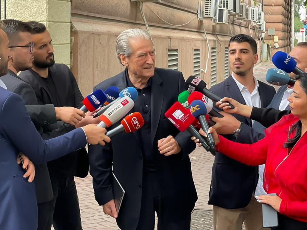 Berisha: Rama ka vendosur të mbyllë parlamentin. Deputetët e PS-së të mos bëhen provokatorë
