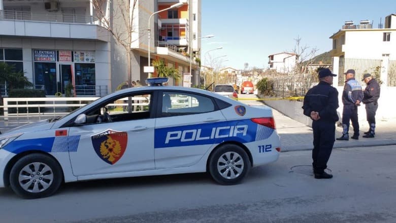 Prezantohej si zyrtar i lartë me qëllim përfitimin e 200 mijë eurove/ Në pranga 42-vjeçari që tentoi të mashtrojë biznesmenin