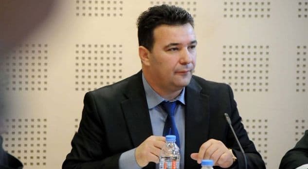 Pas arrestimit, ish-deputeti Haxhi Shala dërgohet në Hagë