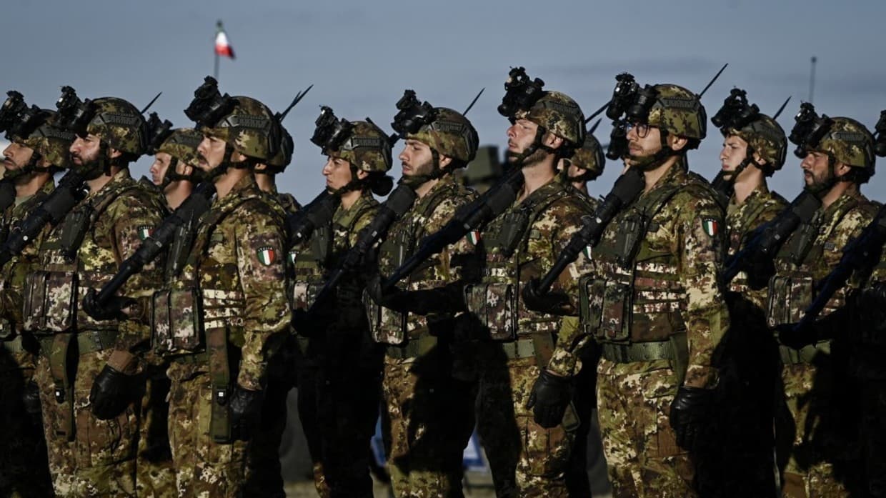 Italia bën thirrje për “ushtri evropiane”