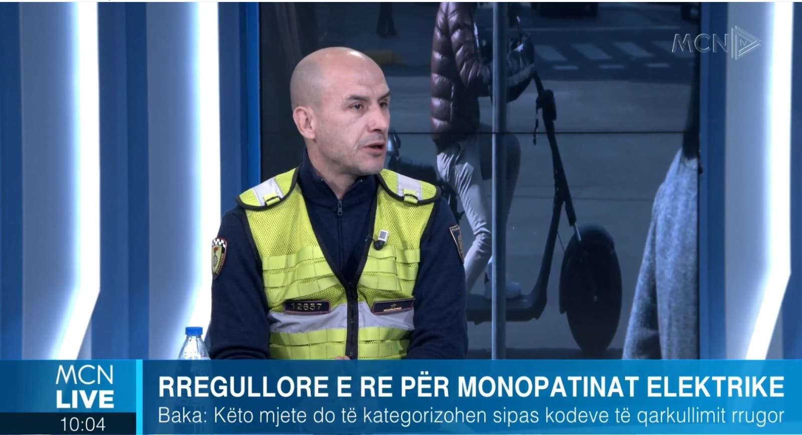 Monopatinat elektrike, Baka: Mosha minimale e drejtimit 16 vjeç, duhet të respektojnë rregullat e qarkullimit