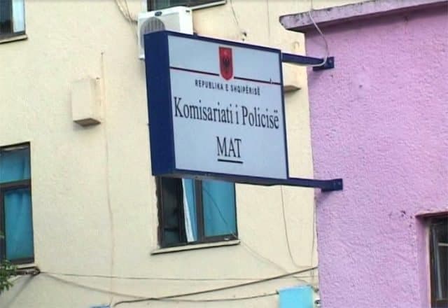 Konflikt për pronën mes dy vëllezërve në Mat, vihet në pranga njëri prej tyre