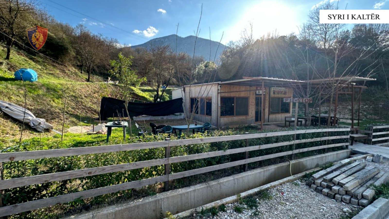 Ndërtonte pa leje në parkun natyror “Syri i Kaltër”/ Arrestohet 33-vjeçari në Sarandë