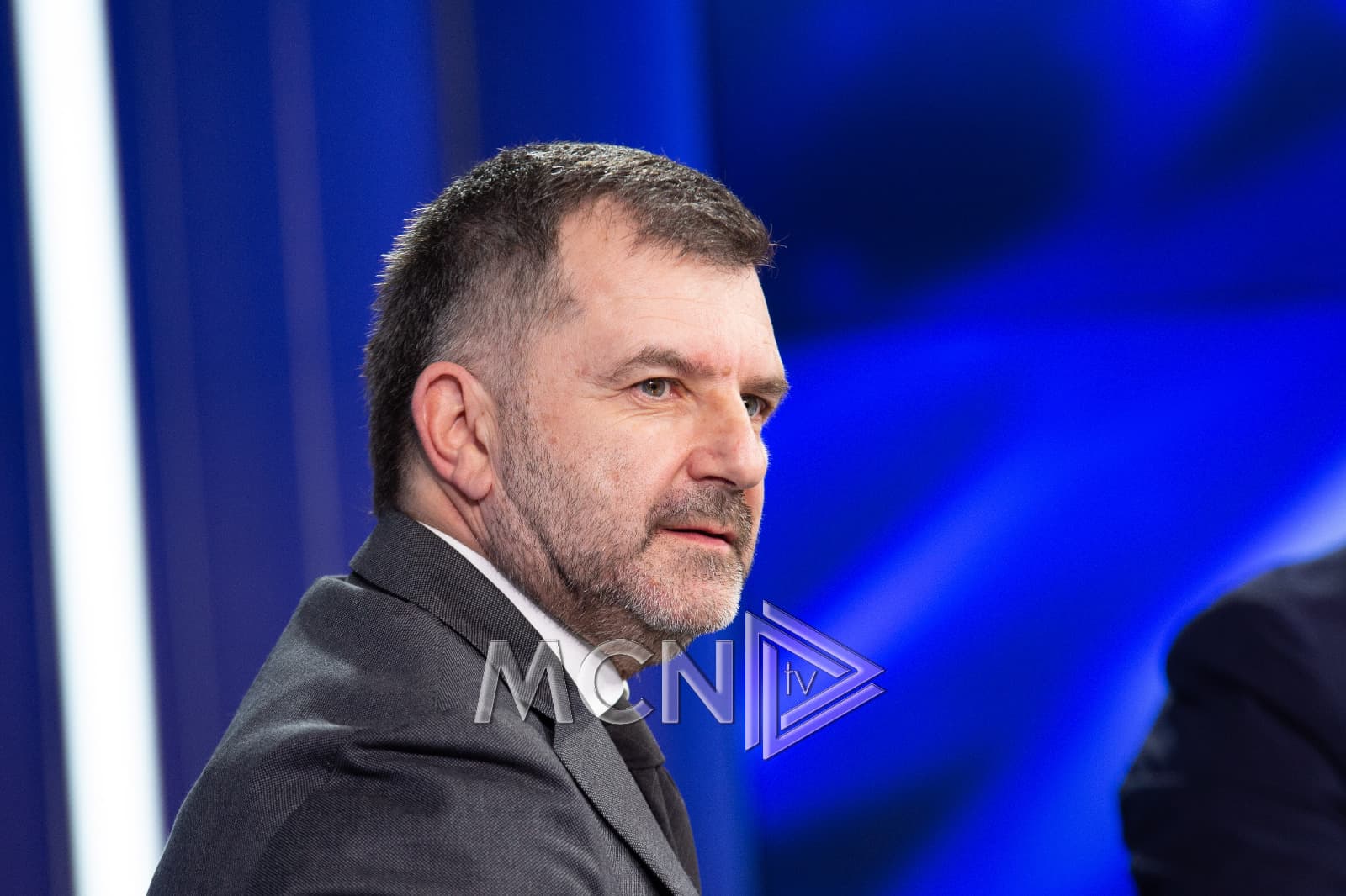 Sazani, Bushati: Vjen erë të qelbur, Kushner përdor pushtetin e vjehrrit për të negociuar me Ramën