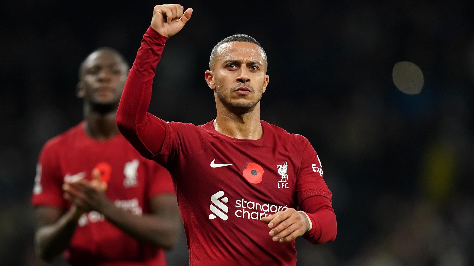 Supersfidë në Itali për Thiago Alcantaran