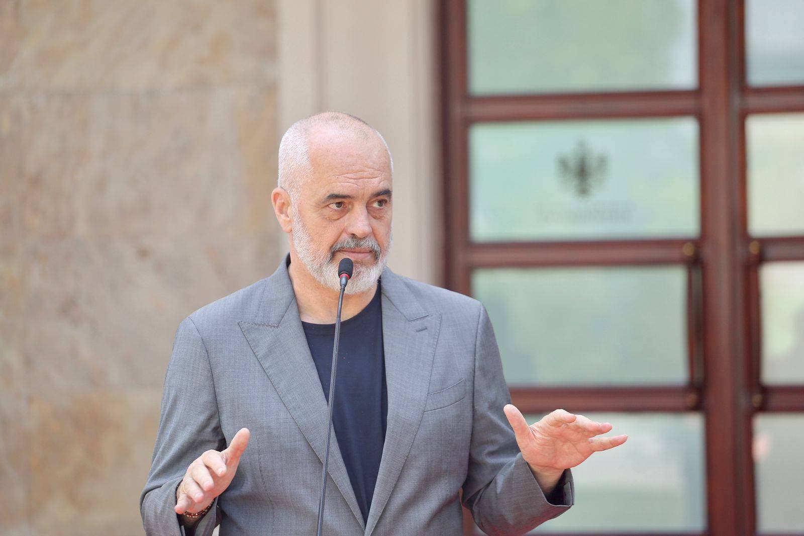 Kryetarja e komanduar e bashkisë Himarë, Rama: Shumica nuk i përkasin llogores së konfliktit