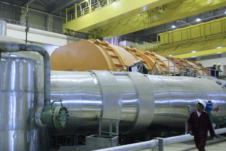 Irani: Bomba atomike gjithnjë e më afër