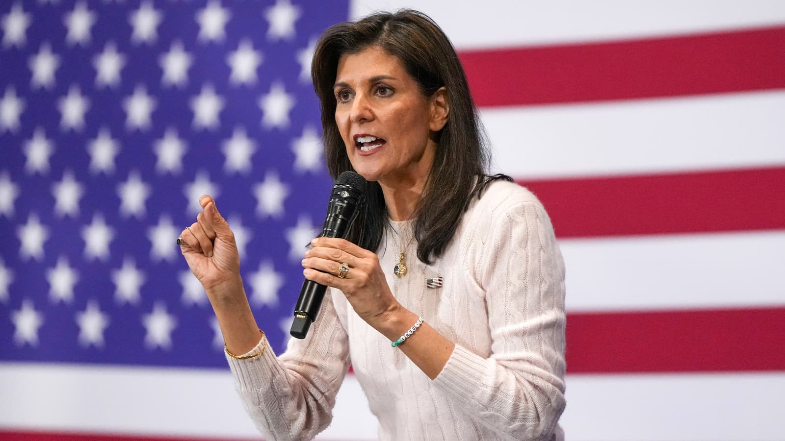 Gaza, Nikki Haley: Kina i dërgon shumë para Iranit për financimin e terrorizmit